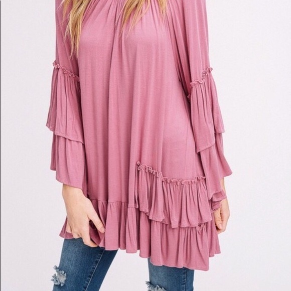 NWT Tiered Ruffled Tunic Top Long Bell Sleeves - Picture 2 of 2
